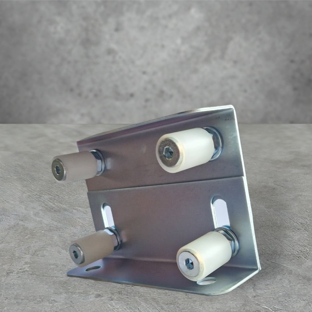 CARCASA CON RODILLO ( POLINES )