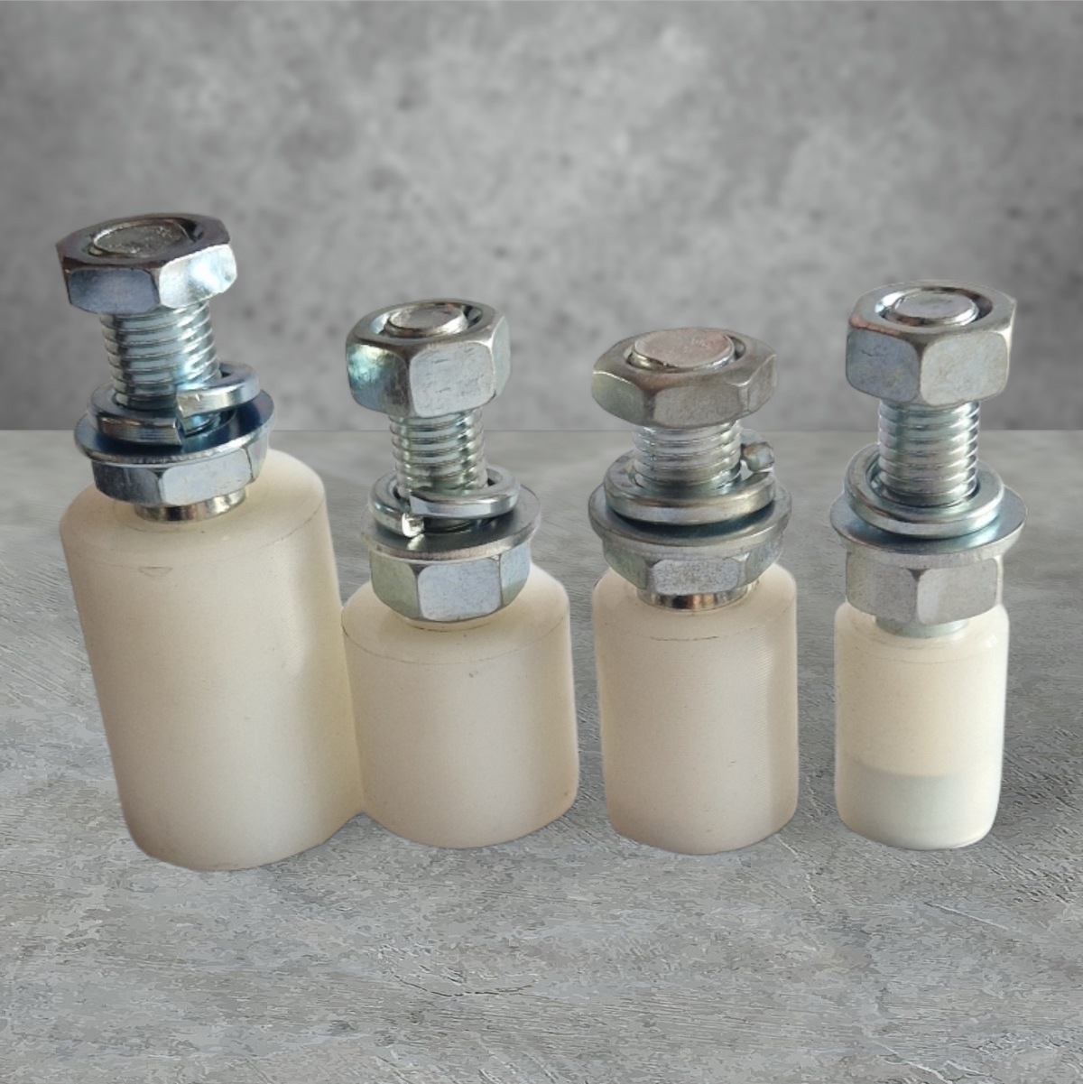 RODILLO NYLON PUERTA CORREDERA ( POLIN )